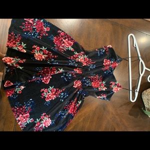 flowery velvet romper